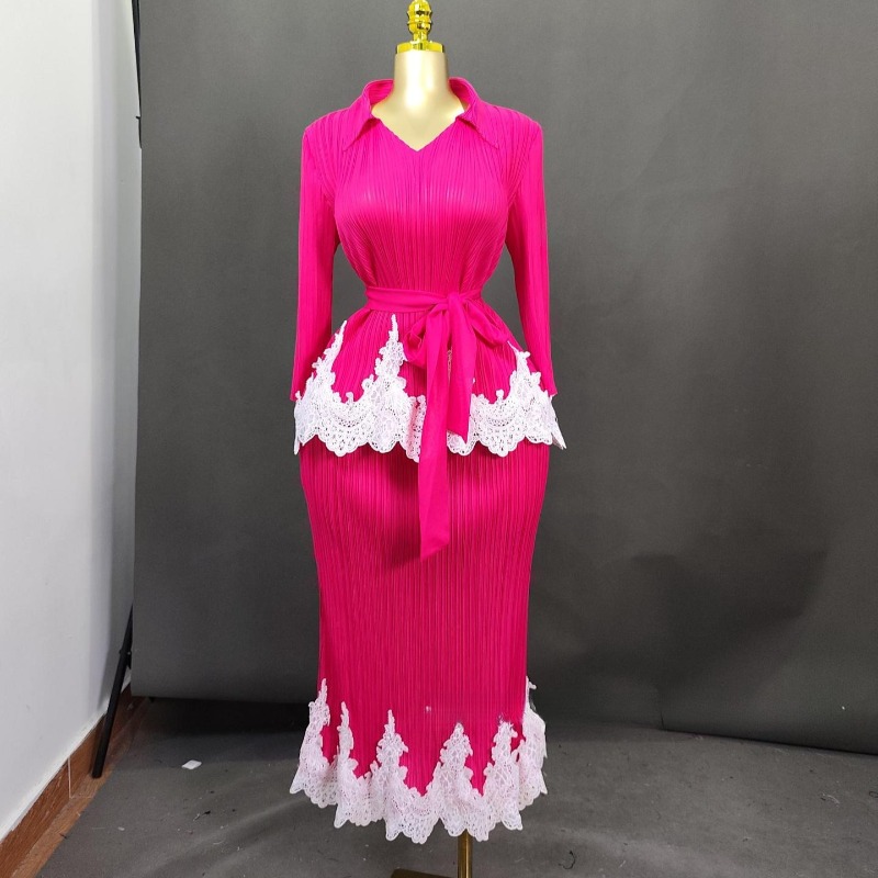 Miyake Pleated Middle Eastern  - Pencil Skirt Midi recension och pris
