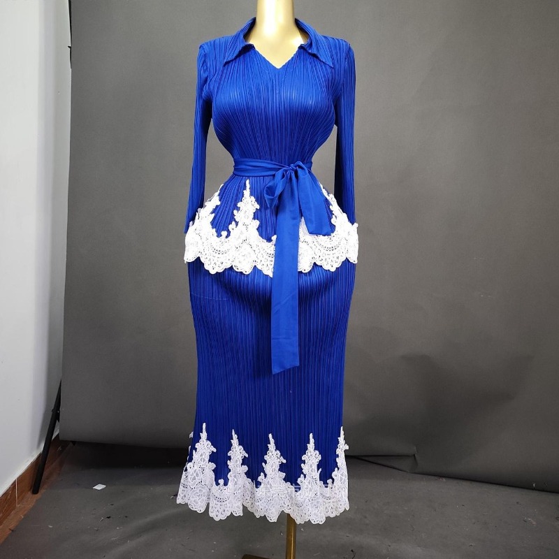 Miyake Pleated Middle Eastern  - Pencil Skirt Midi recension och pris