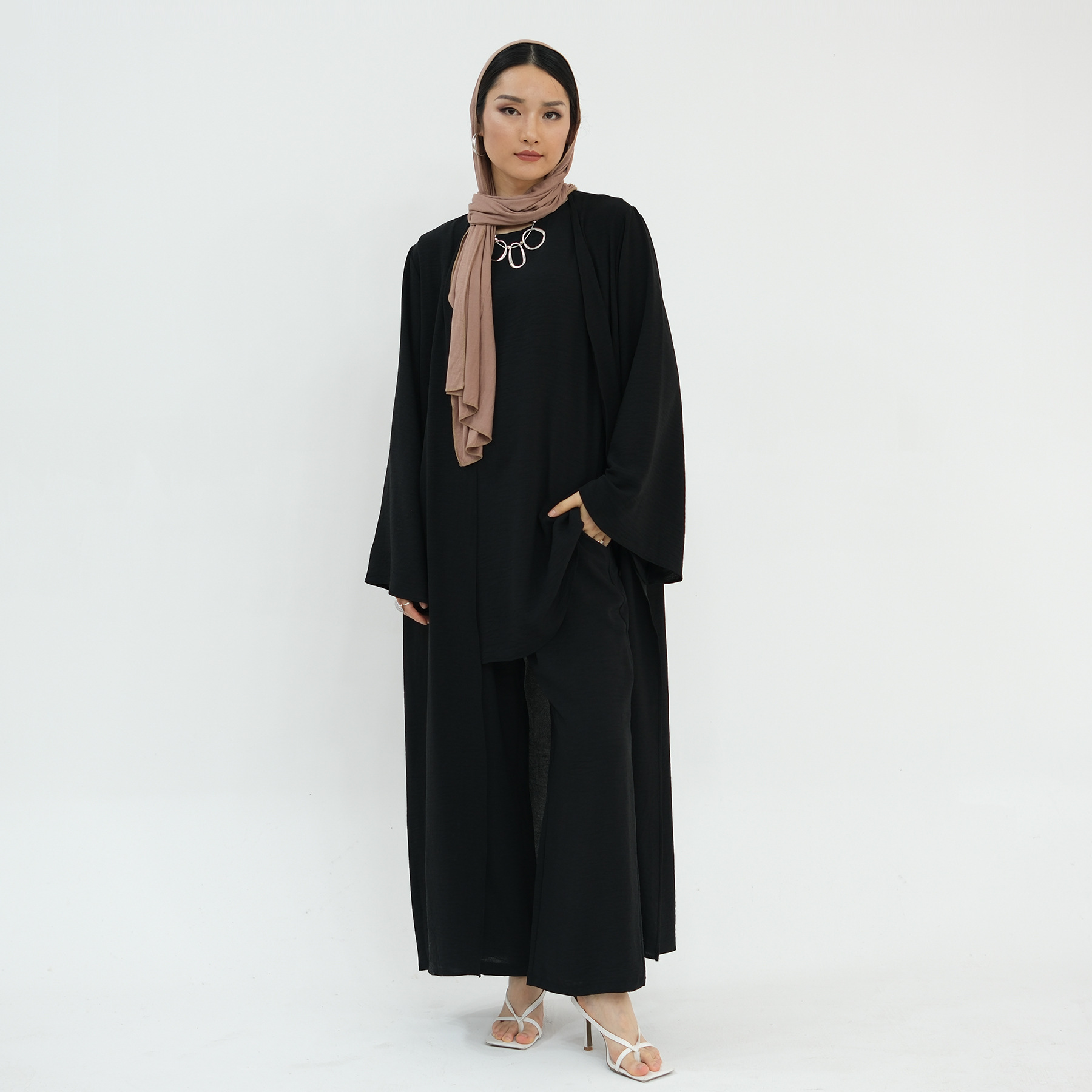 Authentic Set Contemporary Mon - Monochrome Suit Set recension och pris